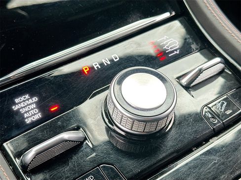 Used 2022 Jeep Grand Cherokee Summit image 17