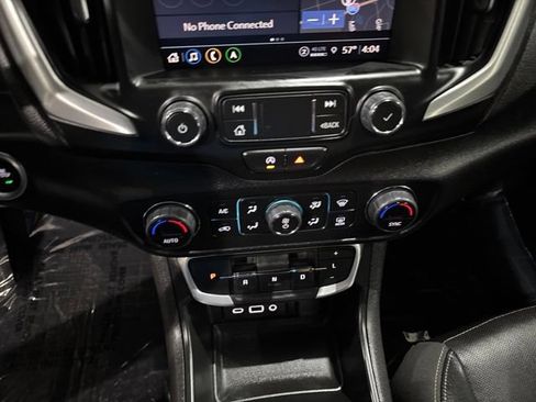 Used 2024 GMC Terrain SLT w/ Infotainment Package II AWD/4WD image 30