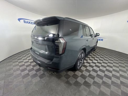 Used 2025 Chevrolet Tahoe Z71 w/ Z71 Off-Road Package AWD/4WD image 9