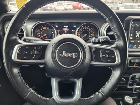 Used 2022 Jeep Wrangler Unlimited Sahara w/ LED Lighting Group image 19