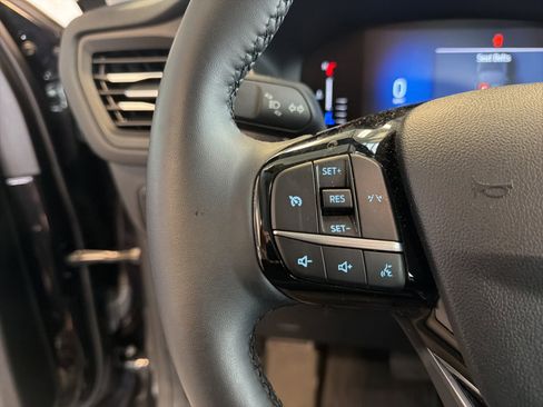 Used 2023 Ford Escape Active AWD/4WD image 19