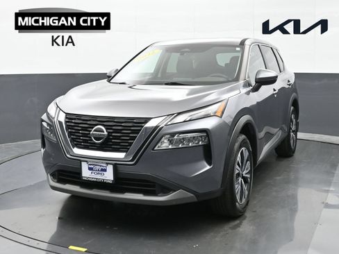 Used 2022 Nissan Rogue SV AWD/4WD image 1
