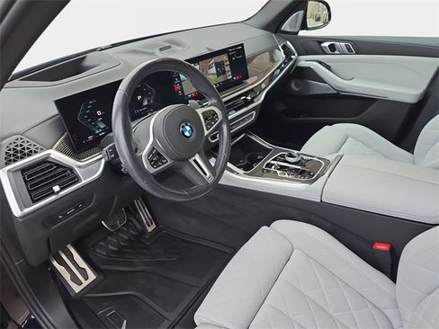 Used 2024 BMW X5 M60i image 19