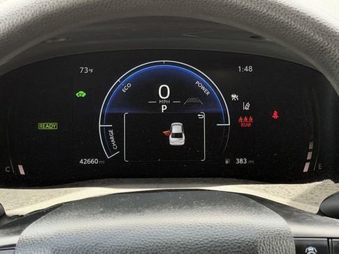 Used 2025 Toyota Camry LE image 16