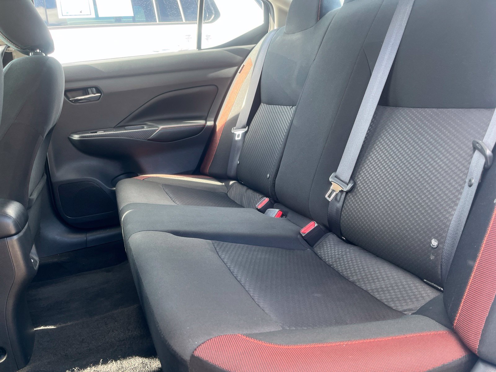 Used 2024 Nissan Versa SR FWD image 12