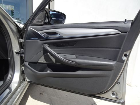 Used 2022 BMW M5 w/ Executive Package AWD/4WD image 19