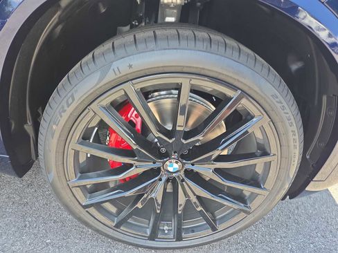 New 2026 BMW X5 xDrive40i w/ Executive Package AWD/4WD image 2