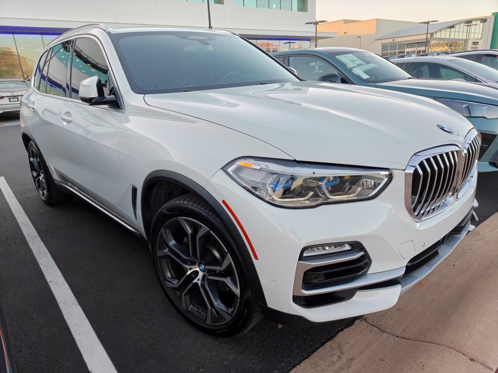 Used 2021 BMW X5 sDrive40i w/ Executive Package 2 RWD image 3