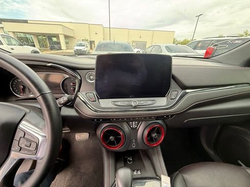 Used 2023 Chevrolet Blazer RS w/ Driver Confidence II Package FWD image 11