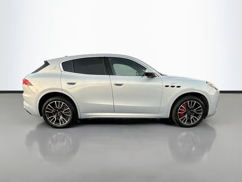 Certified 2024 Maserati Grecale GT image 2
