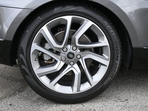 Used 2018 Land Rover Range Rover Sport HSE AWD/4WD image 13