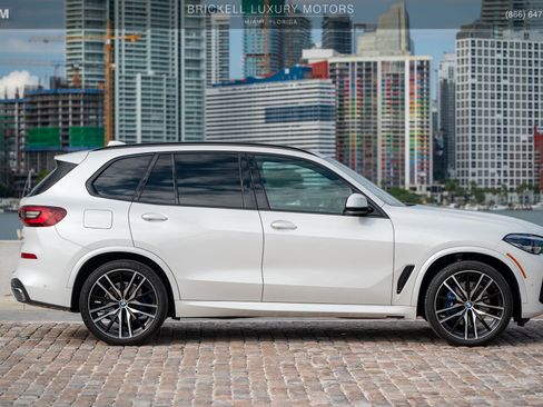 Used 2022 BMW X5 sDrive40i w/ M Sport Package image 13