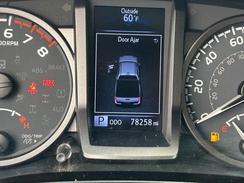 Used 2021 Toyota Tacoma TRD Pro AWD/4WD image 17