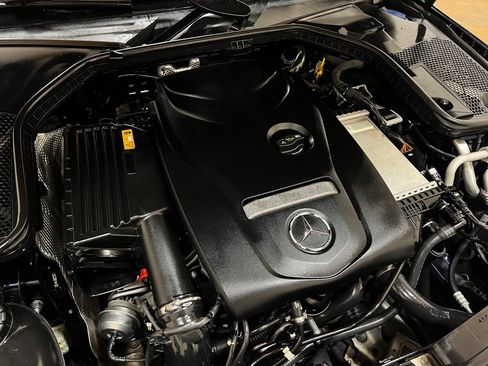 Used 2018 Mercedes-Benz C 300 4MATIC Sedan image 48