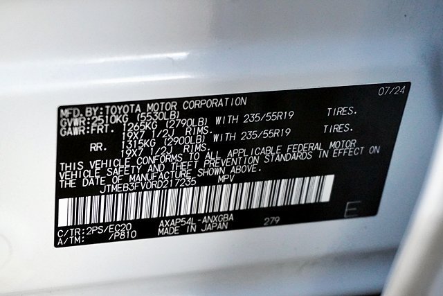 Used 2024 Toyota RAV4 XSE AWD/4WD image 14