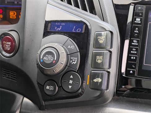 Used 2016 Honda CR-Z LX image 18