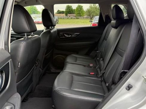 Used 2017 Nissan Rogue SL AWD/4WD image 25