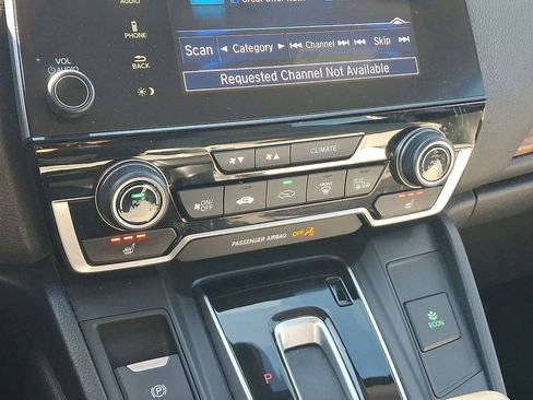 Used 2018 Honda CR-V Touring image 17
