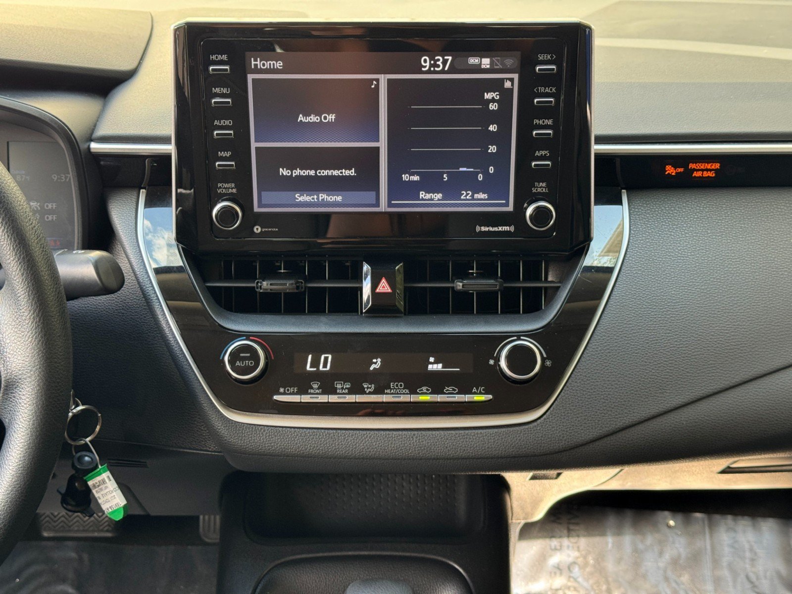 Used 2021 Toyota Corolla LE FWD image 21