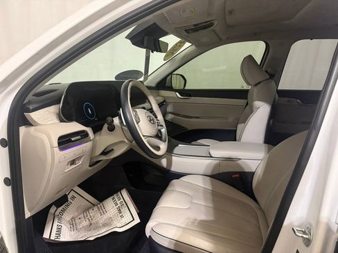Used 2023 Hyundai Palisade Calligraphy image 21