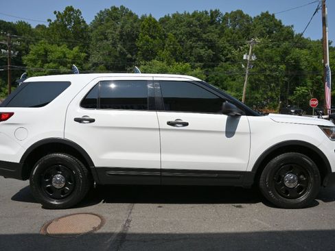 Used 2018 Ford Explorer 4WD Police Interceptor image 6