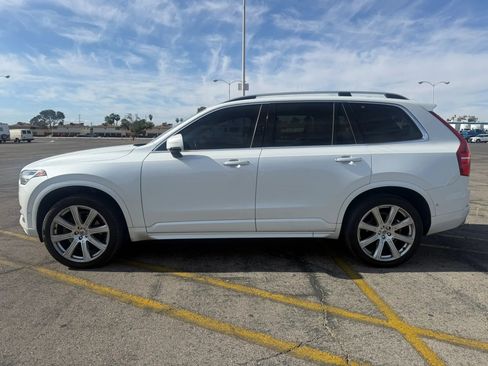 Used 2017 Volvo XC90 T6 Momentum w/ Vision Package AWD/4WD image 3