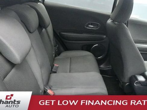Used 2022 Honda HR-V EX image 10