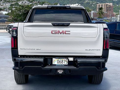 Used 2026 GMC Sierra EV Elevation AWD/4WD image 5