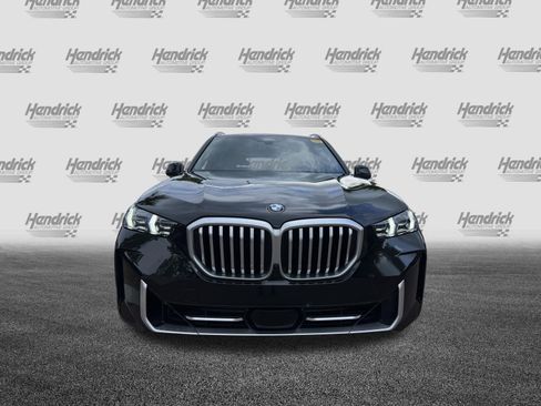 Certified 2024 BMW X5 xDrive40i w/ Premium Package AWD/4WD image 3