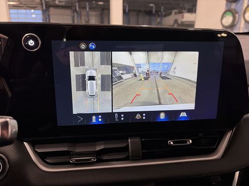 New 2026 Chevrolet Equinox LT image 21