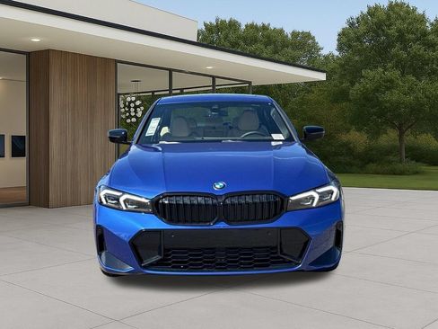 New 2026 BMW 330i Sedan w/ M Sport Package RWD image 4