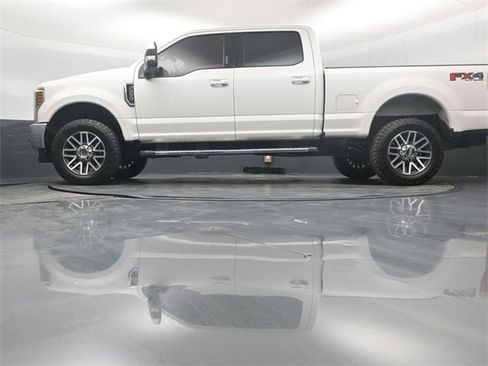 Used 2019 Ford F250 Lariat w/ Lariat Value Package image 42
