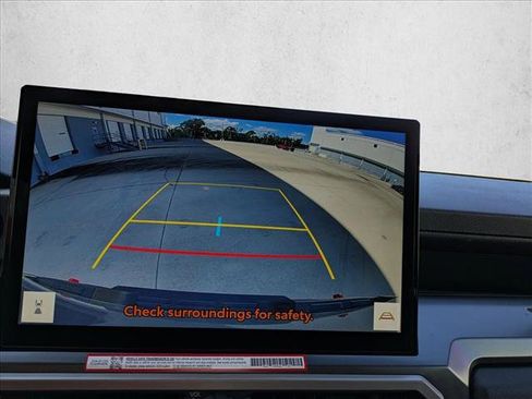 Certified 2025 Toyota Tacoma TRD Off-Road image 13