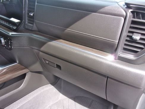 Used 2023 Chevrolet Silverado 1500 RST w/ Convenience Package II image 33