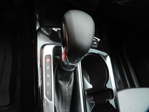 Certified 2025 Chevrolet Trax LT w/ LT Convenience Package image 26