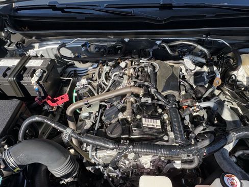 Used 2024 Toyota Tacoma SR5 image 41