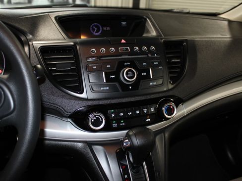 Used 2015 Honda CR-V LX image 16