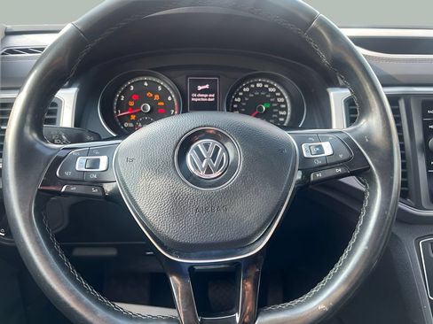 Used 2018 Volkswagen Atlas SE AWD/4WD image 14