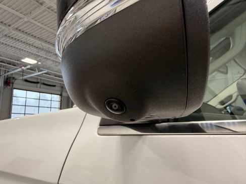 Used 2025 Ford Expedition Active image 16