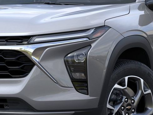 New 2026 Chevrolet Trax LT FWD image 10