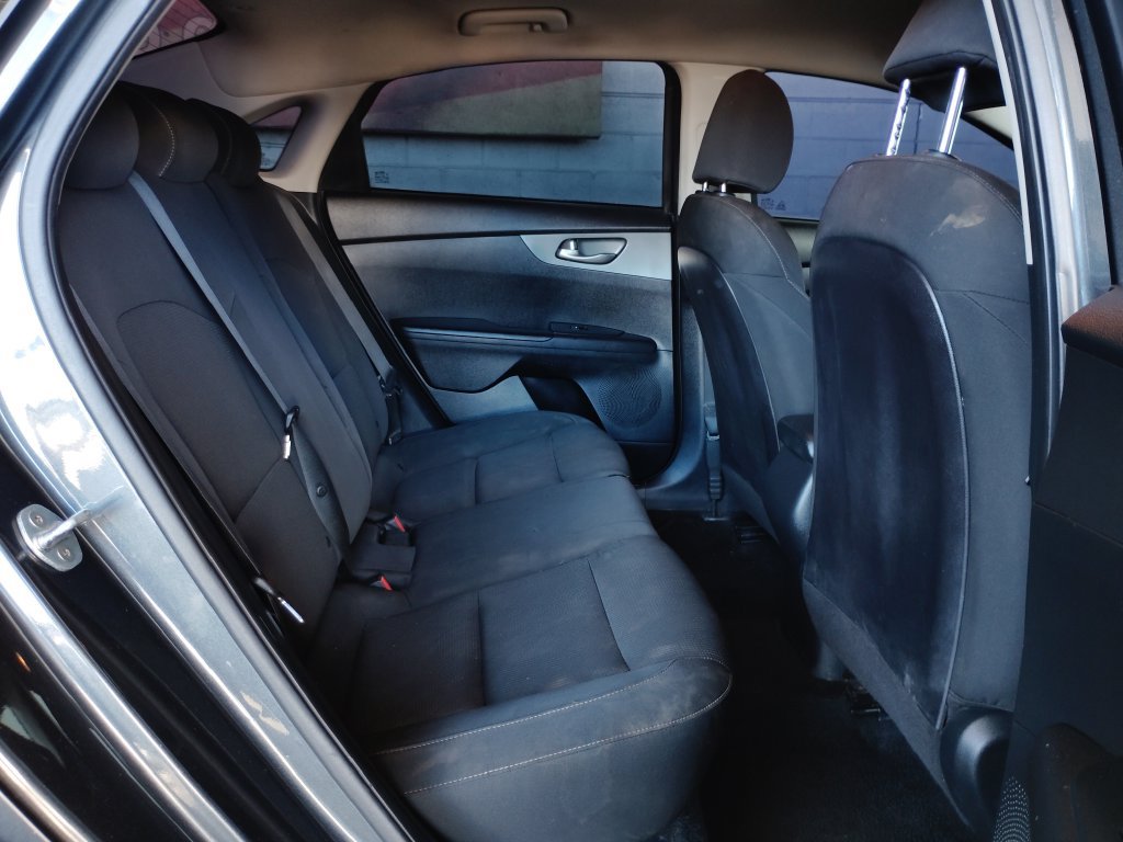 Used 2020 Kia Forte LXS FWD image 16