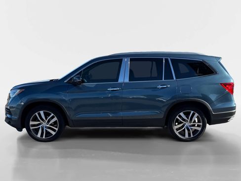 Used 2017 Honda Pilot Touring image 2
