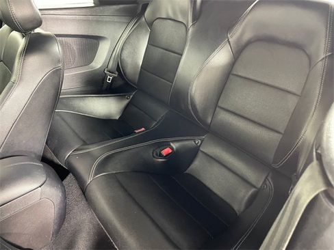 Used 2019 Ford Mustang Premium image 17