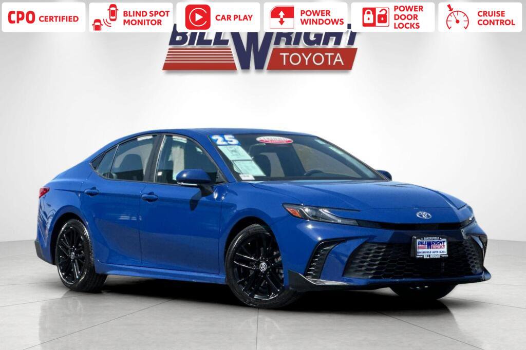 Certified 2025 Toyota Camry SE FWD image 1