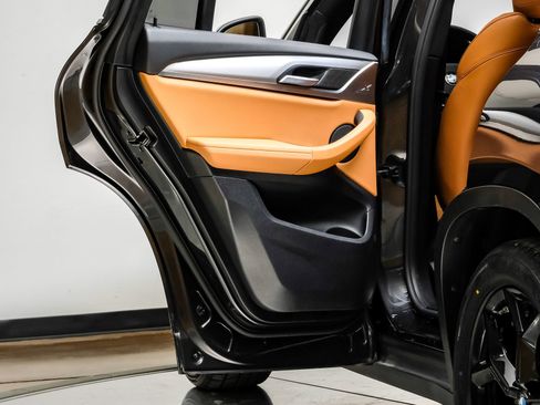 Used 2025 BMW X4 xDrive30i image 48