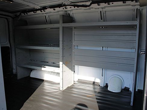 Used 2021 Chevrolet Express 2500 w/ Driver Convenience Package image 12