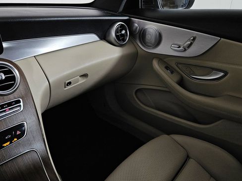 Used 2019 Mercedes-Benz C 300 Coupe w/ Premium Package image 8