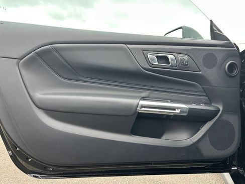Used 2025 Ford Mustang GT Premium RWD image 21