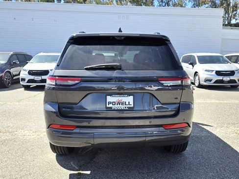 New 2026 Jeep Grand Cherokee Limited Reserve image 4