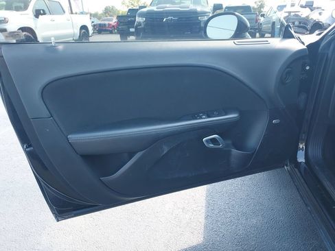 Used 2023 Dodge Challenger R/T RWD image 11